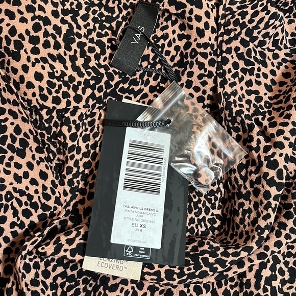 Nwt Leopard Print Long Sleeve Dress - Picture 10 of 15